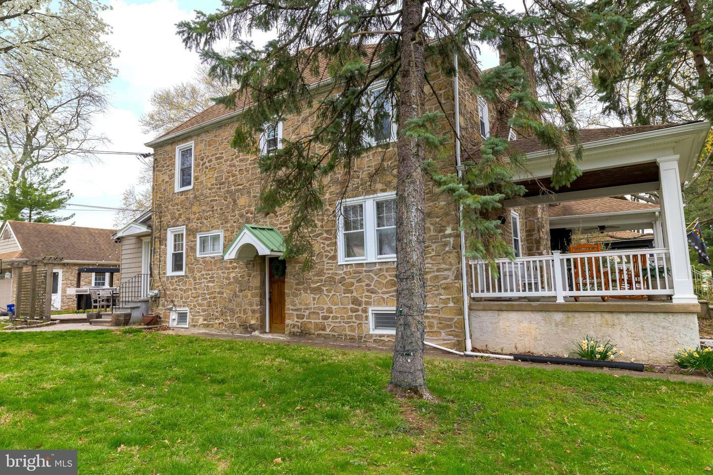 Property Photo: 1906 Coles Boulevard PA 19401
