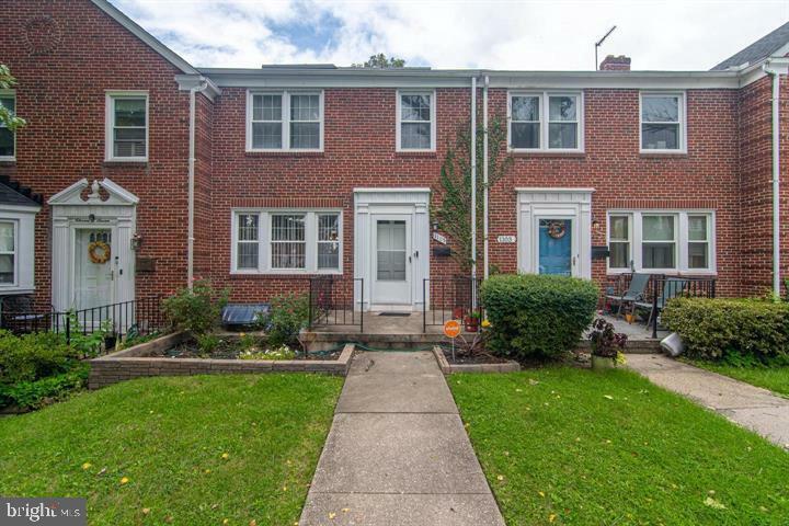 Property Photo: 1105 Newfield MD 21207