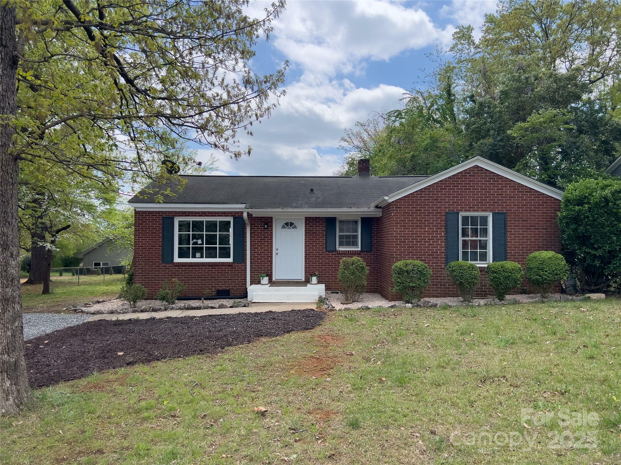 430 Coolidge Avenue  Statesville NC 28677 photo