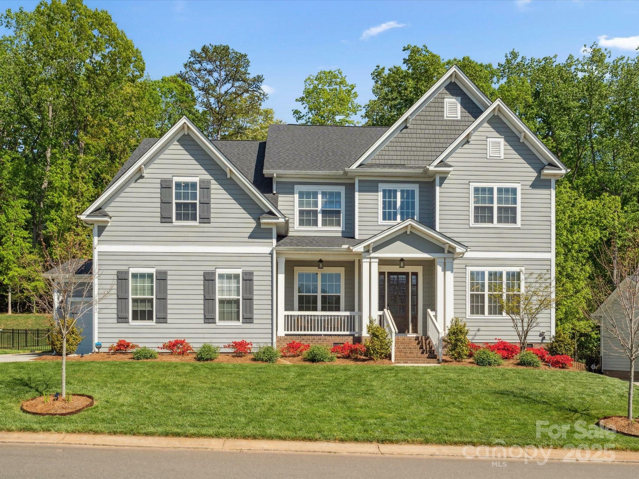 Property Photo: 811 Penny Royal Avenue SC 29715