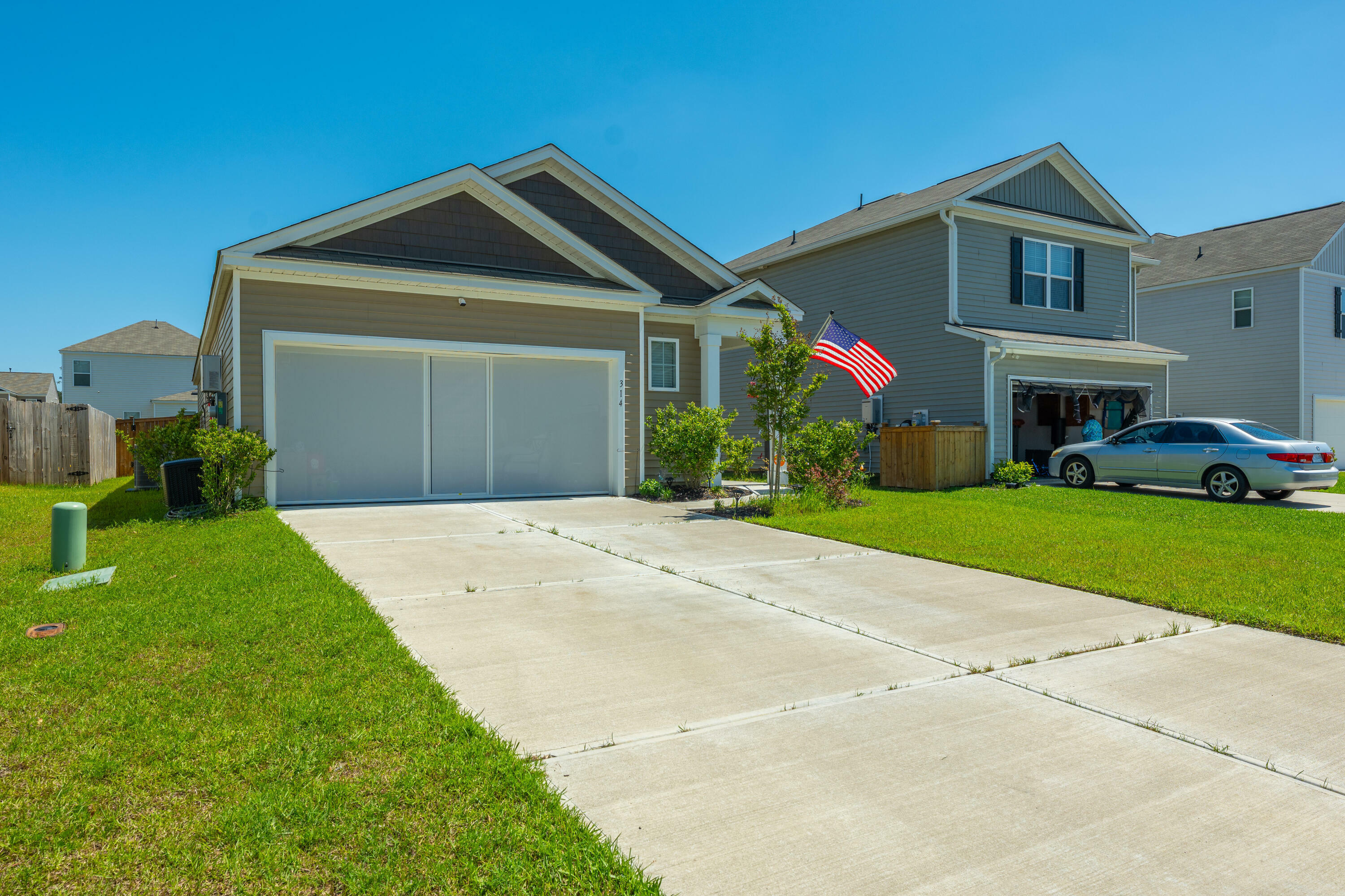 Property Photo: 314 Bear Paw Lane SC 29486