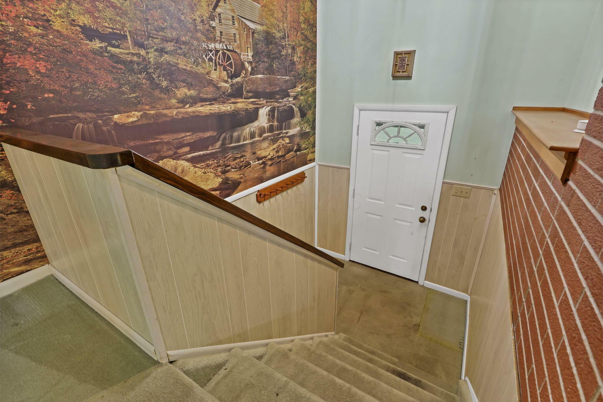 Property Photo: 1185 McGrery SE Road OH 43130