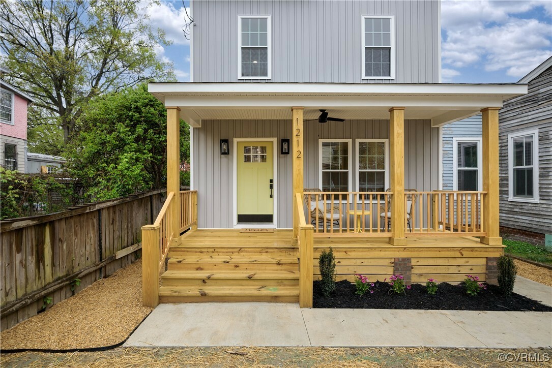 Property Photo: 1212 Oakwood Avenue VA 23223