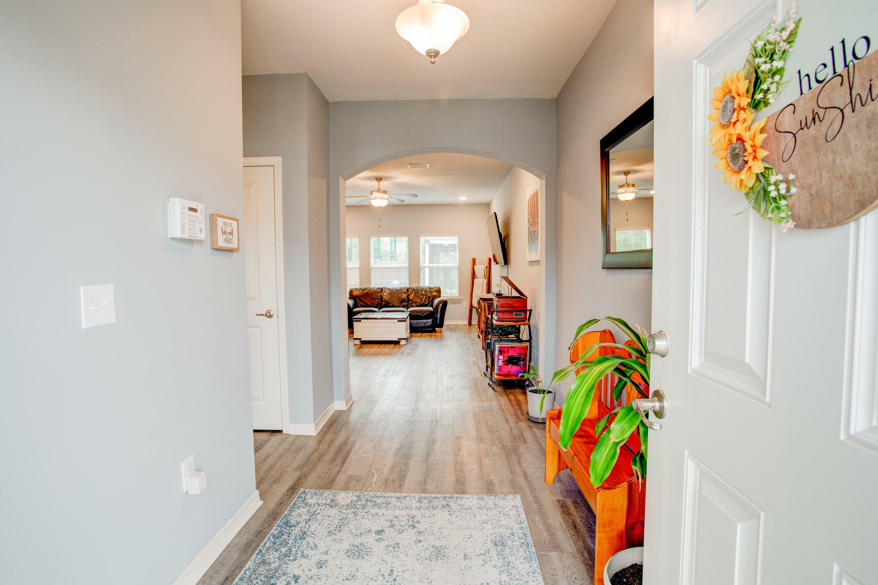 Property Photo: 800 N Peoria Court FL 32536