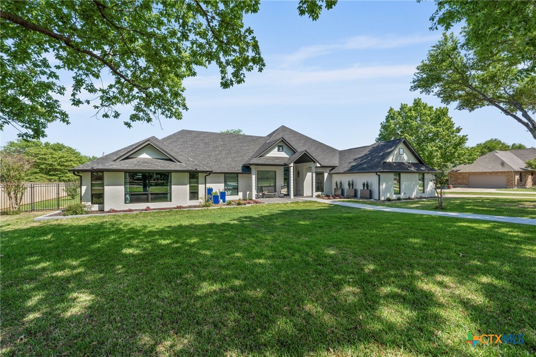 Property Photo: 10804 Bridgeport Drive TX 76502
