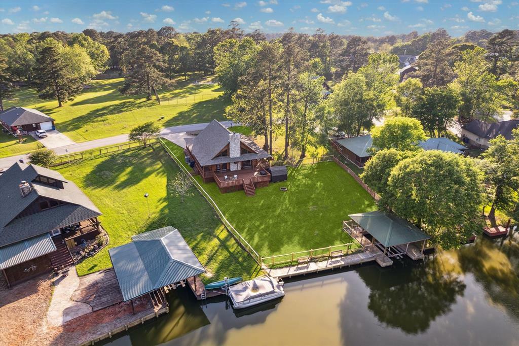 Property Photo: 38 Hunters Creek Drive TX 77340