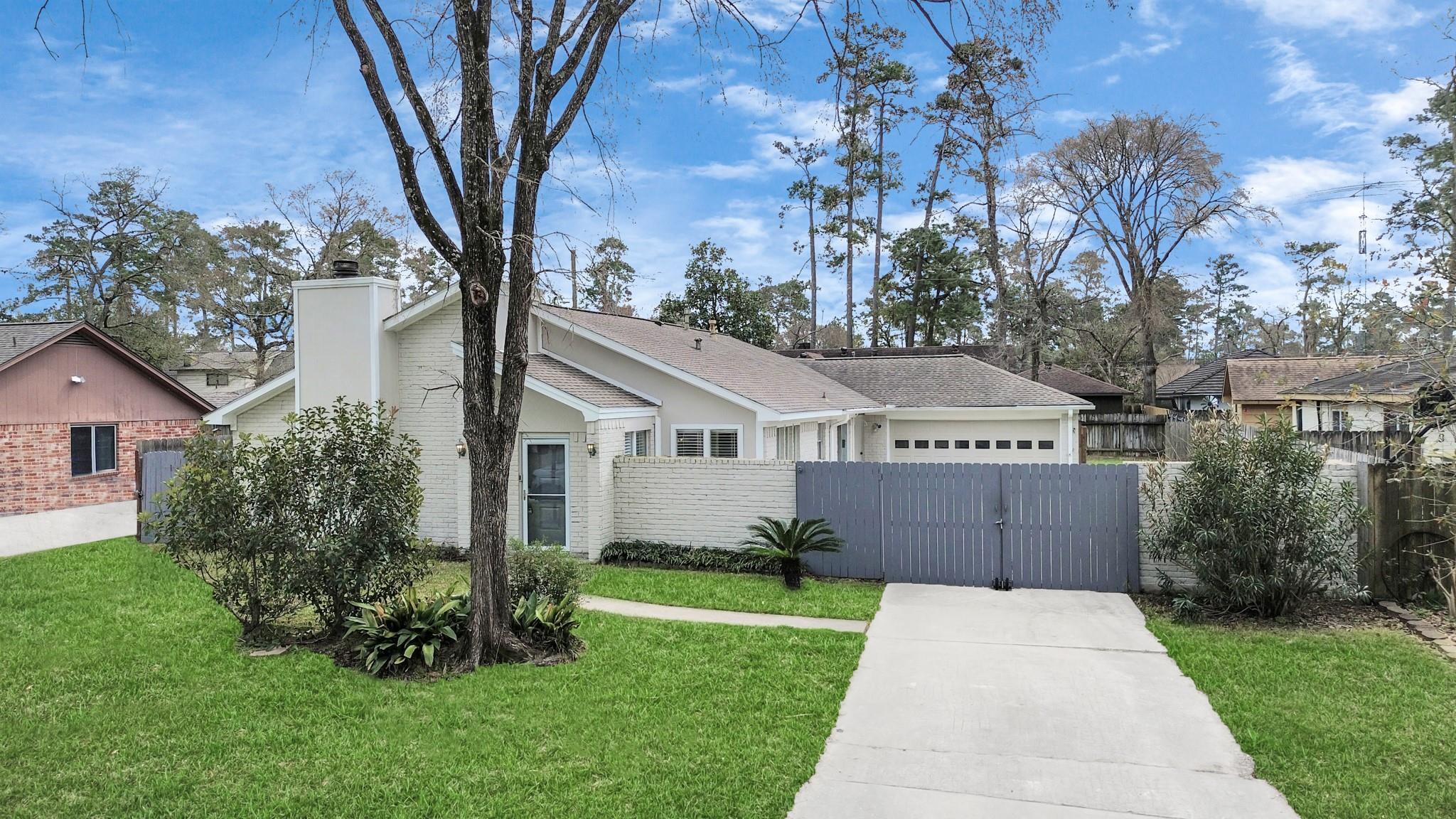 Property Photo:  619 Shenandoah Drive  TX 77381 