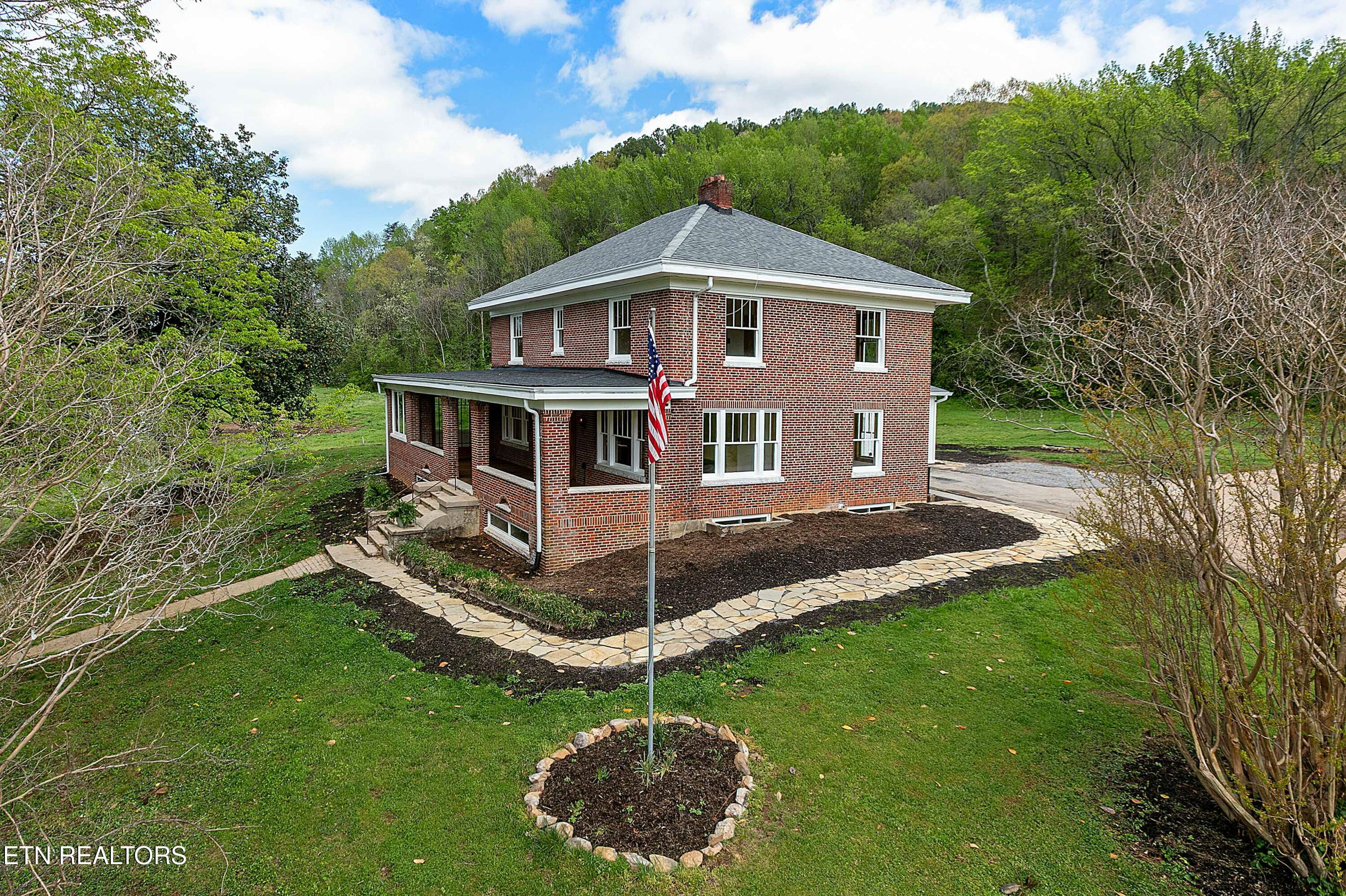 Property Photo: 4537 Old Walland Hwy TN 37886