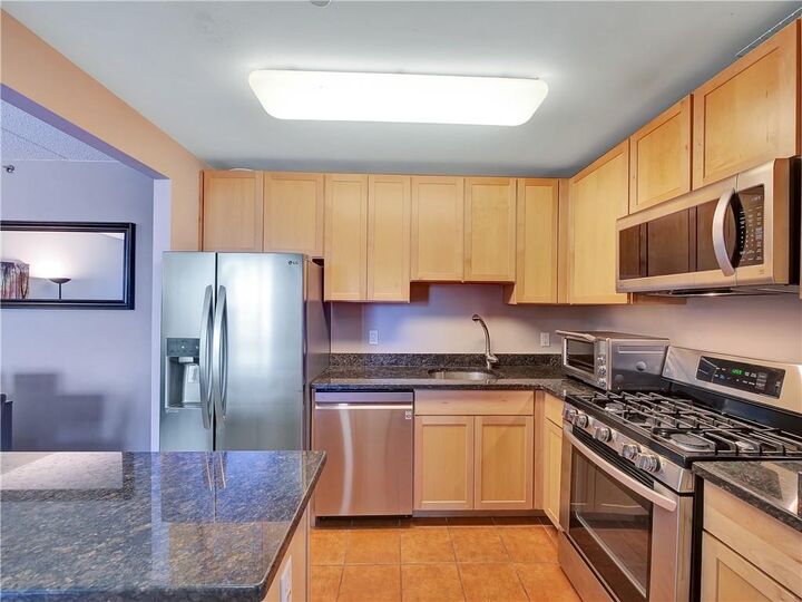 Property Photo:  837 Washington Avenue 7K  NY 10451 