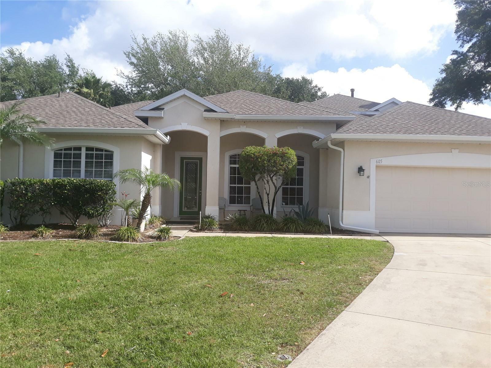 Property Photo: 605 Westview Drive FL 34715