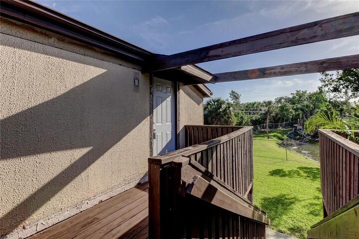 Property Photo: 5026 Water Oak Drive 220 FL 34207