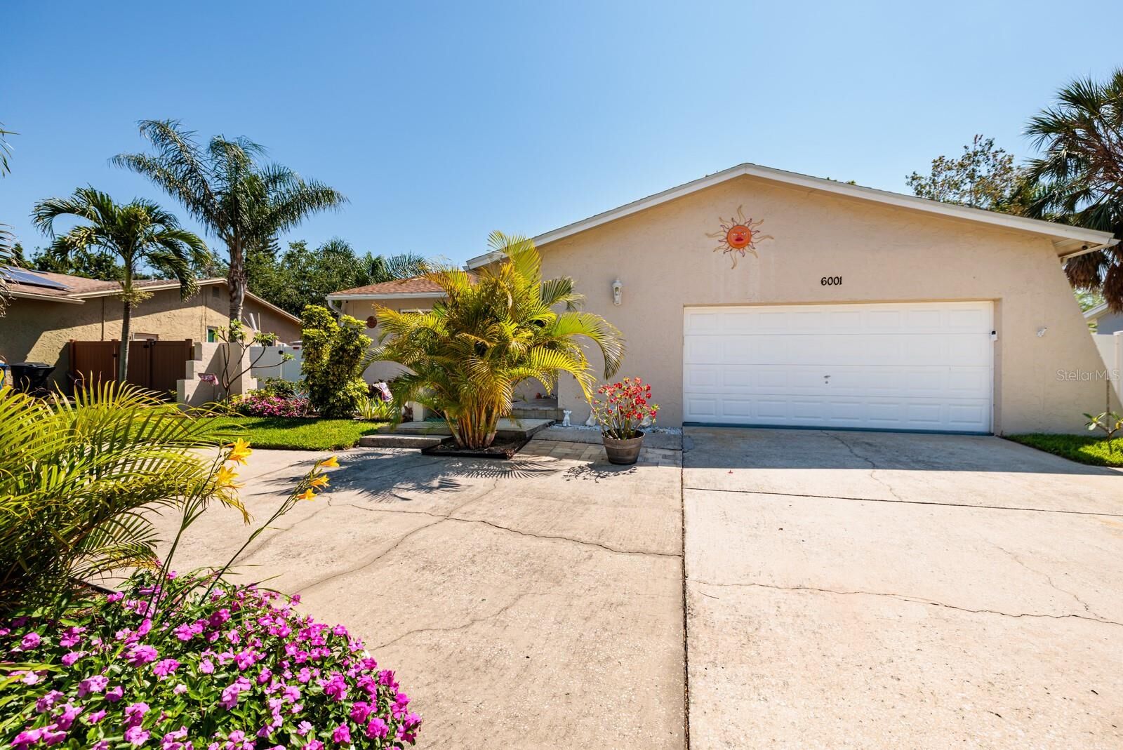 Property Photo:  6001 19th Street NE  FL 33703 