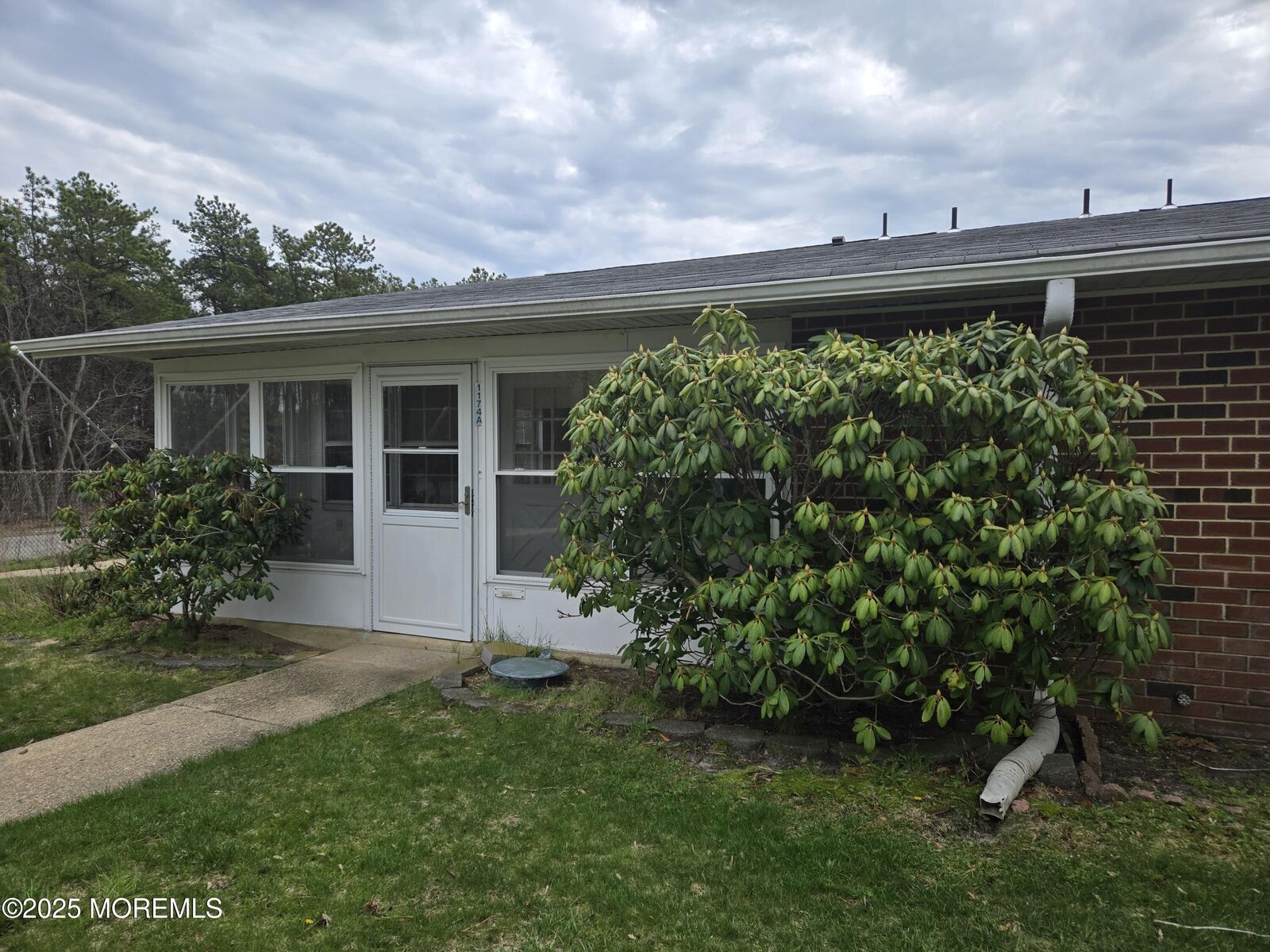 Property Photo:  1174A Clydebank Court  NJ 08701 