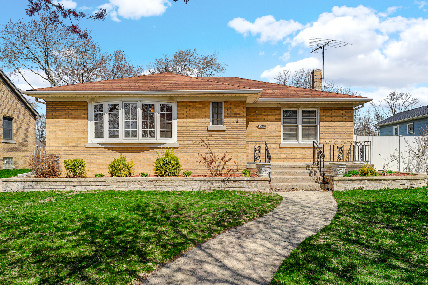 Property Photo: 3524 Randolph Street IL 60438