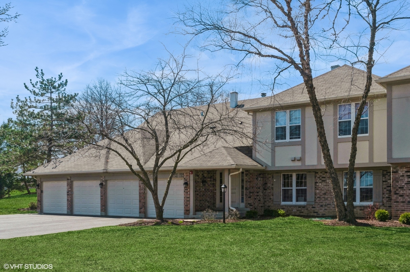 1198 Streamwood Lane 1198  Vernon Hills IL 60061 photo