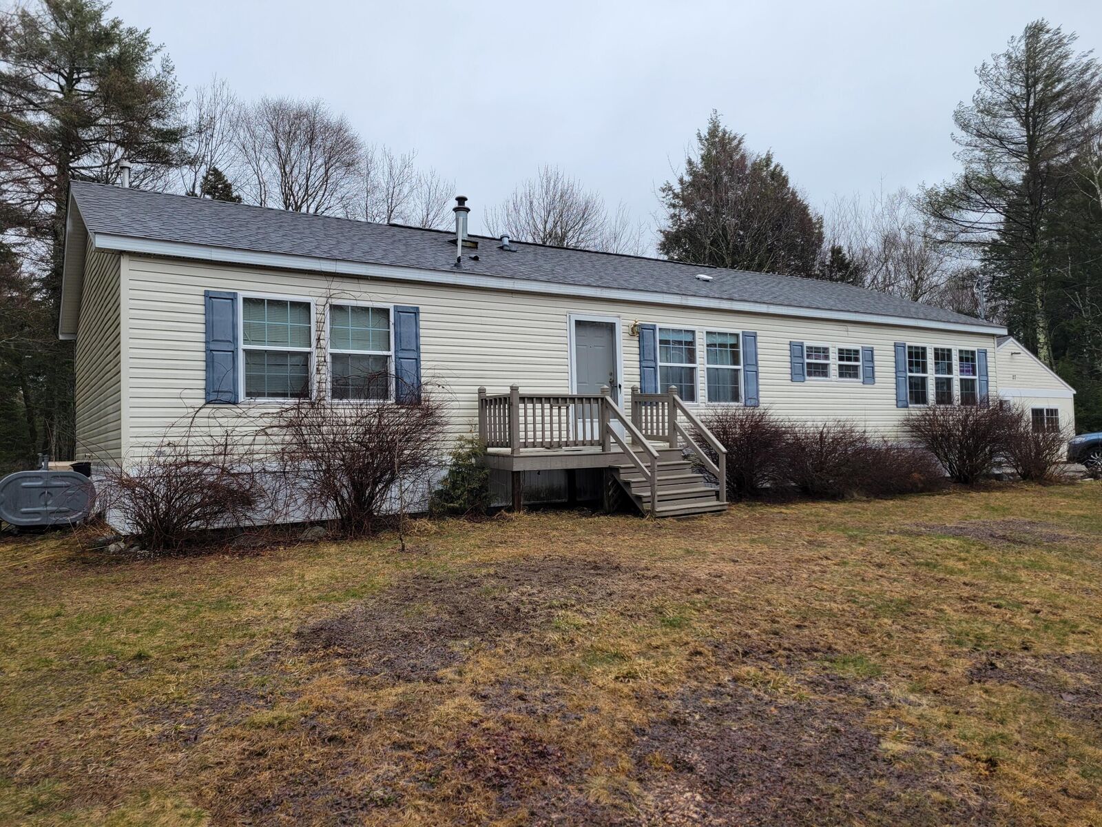 Property Photo:  27 Resh Road  ME 04974 