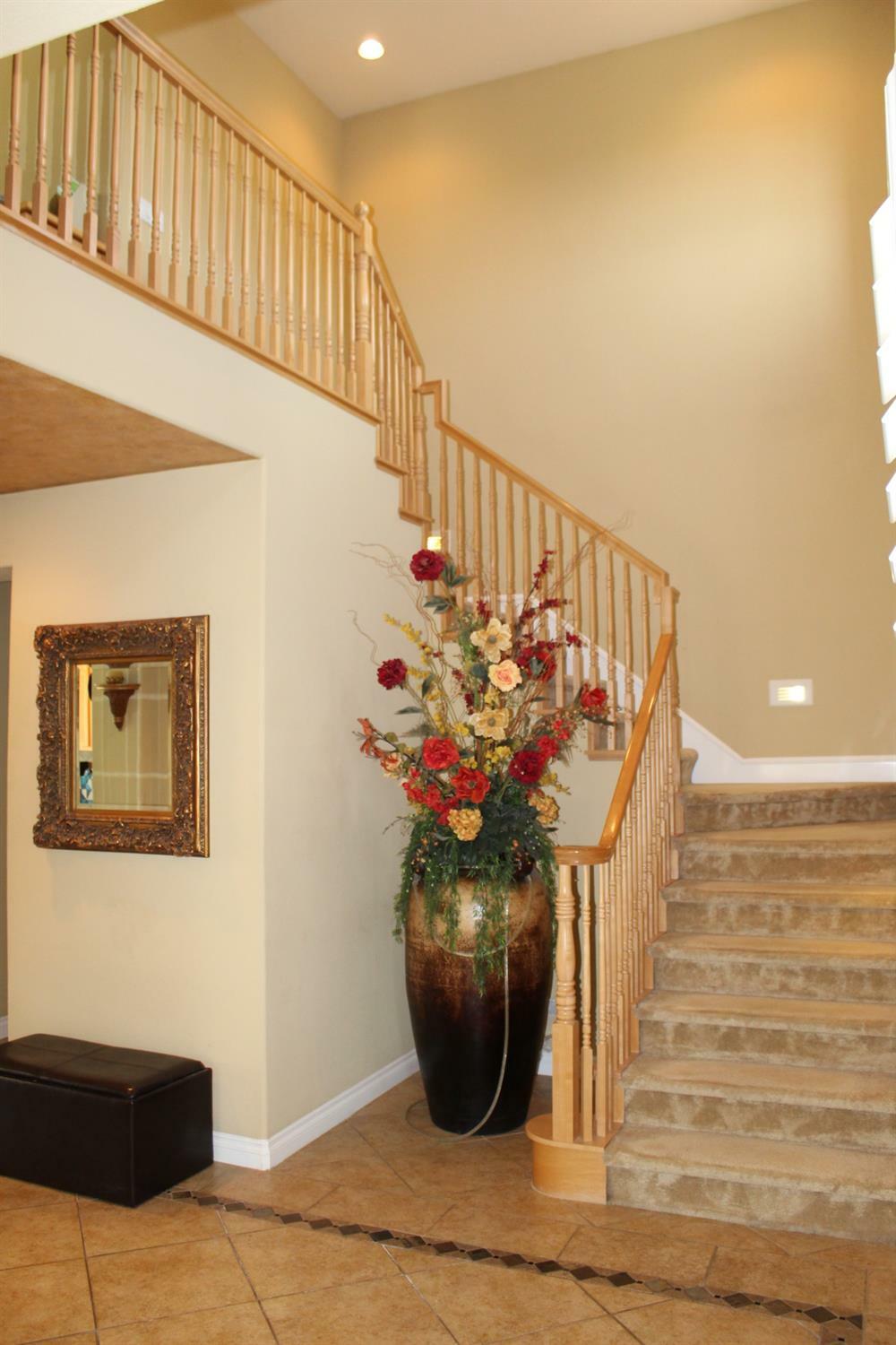 Property Photo: 4748 Salem Way CA 95608