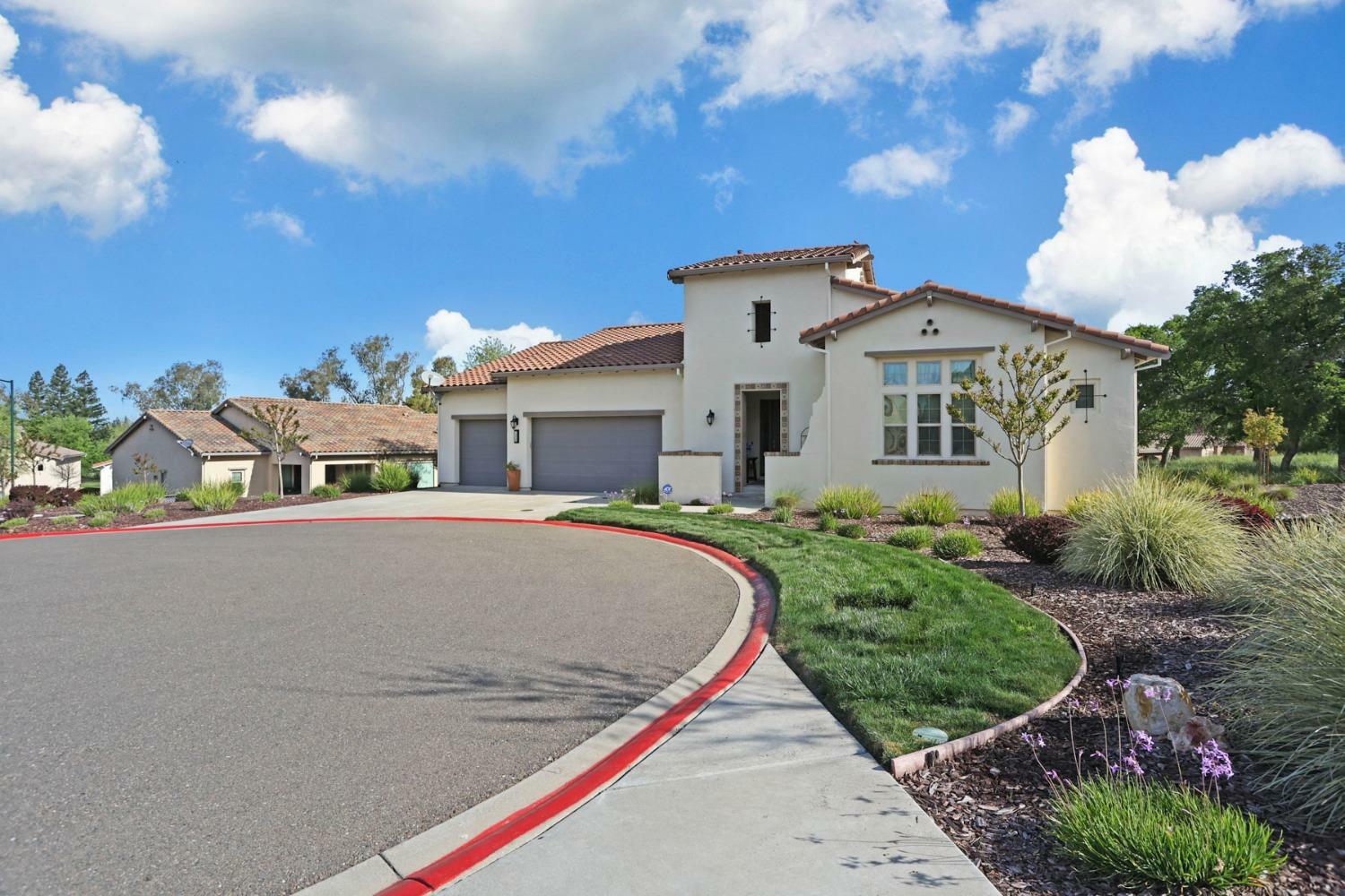 Property Photo: 14928 Retreats Trail Court CA 95683
