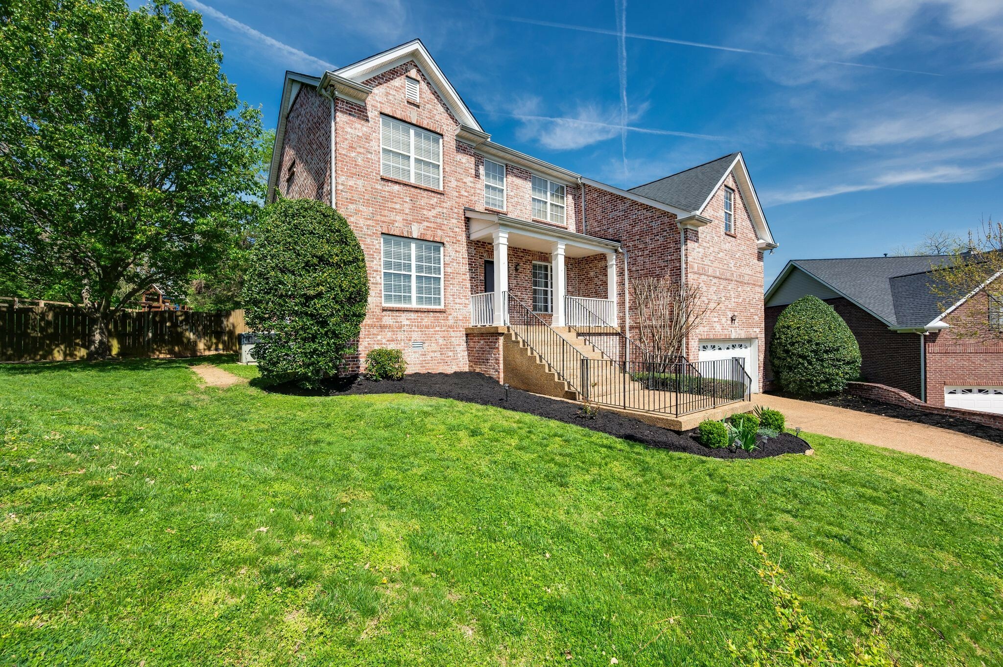 Property Photo: 1820 Apple Ridge Cir TN 37211