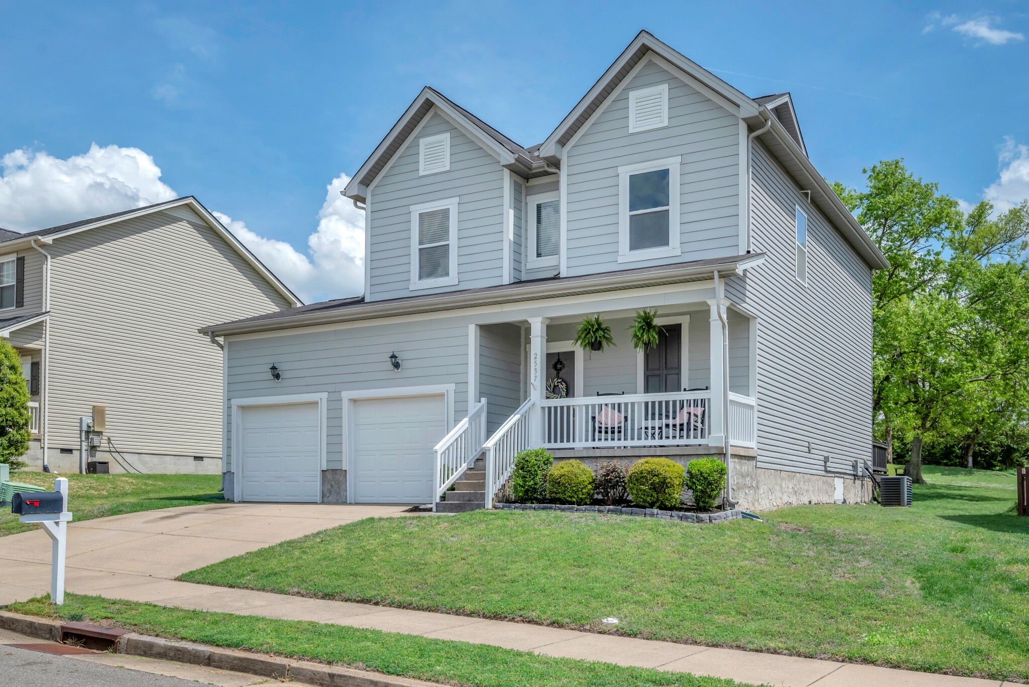 Property Photo: 2537 Val Marie Dr TN 37115