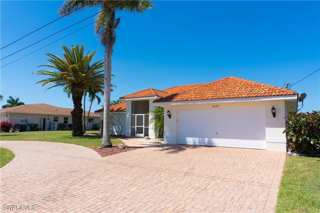 Property Photo: 3406 SE 17th Avenue FL 33904