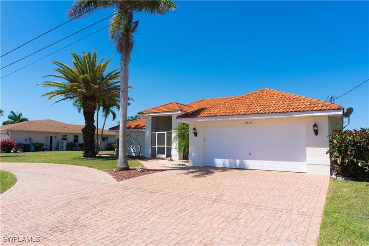 Property Photo: 3406 SE 17th Avenue FL 33904