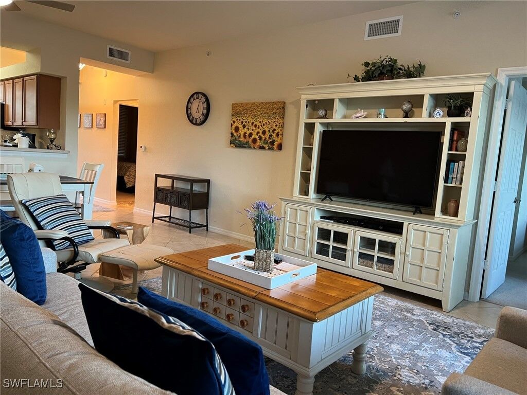 Property Photo:  10337 Heritage Bay Boulevard 1825  FL 34120 