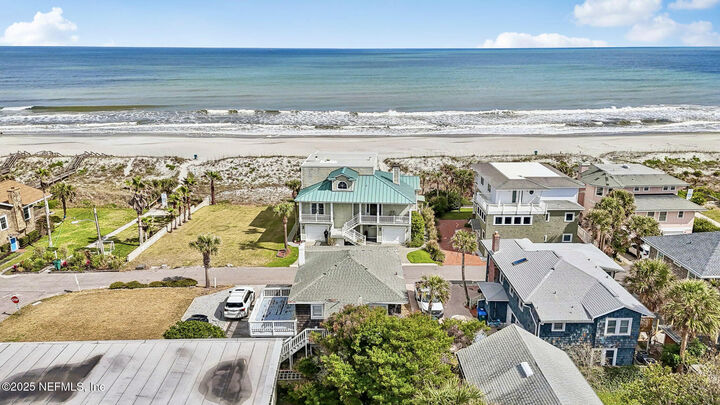 Property Photo:  1401 Strand Street  FL 32266 