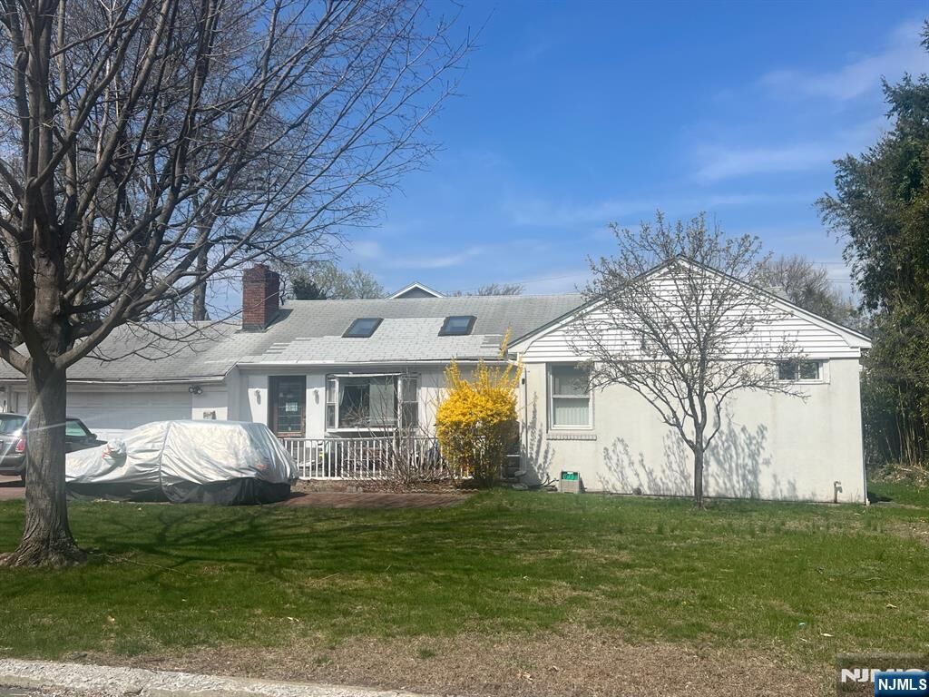 Property Photo:  171 Newcomb Road  NJ 07670 