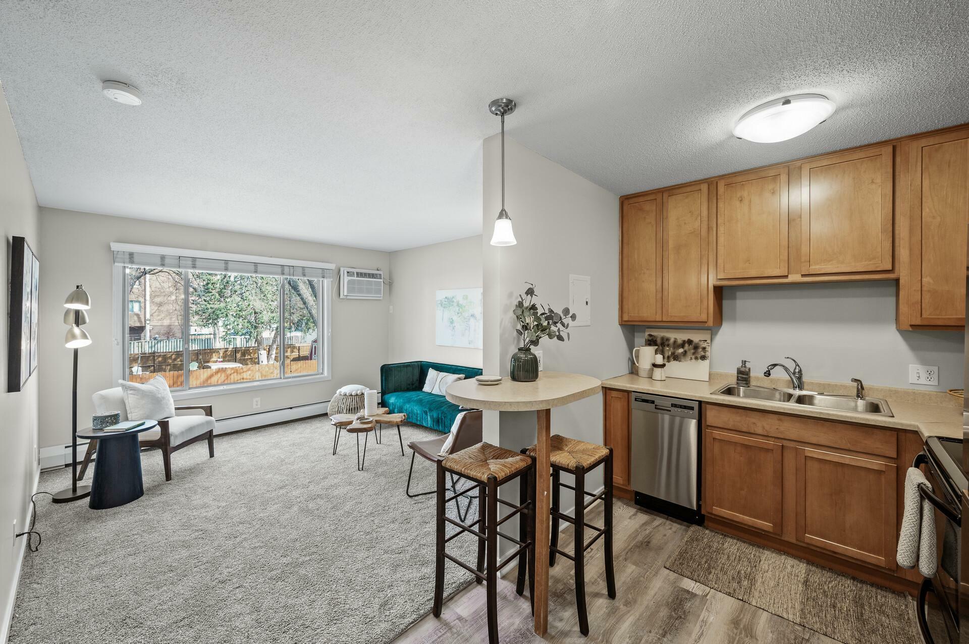 3729 Snelling Avenue 203  Minneapolis MN 55406 photo
