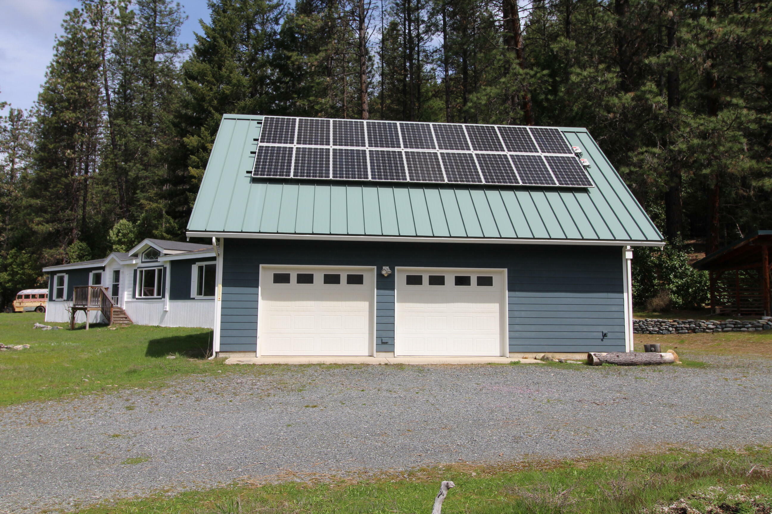 Property Photo: 4848 Carberry Creek Road OR 97530