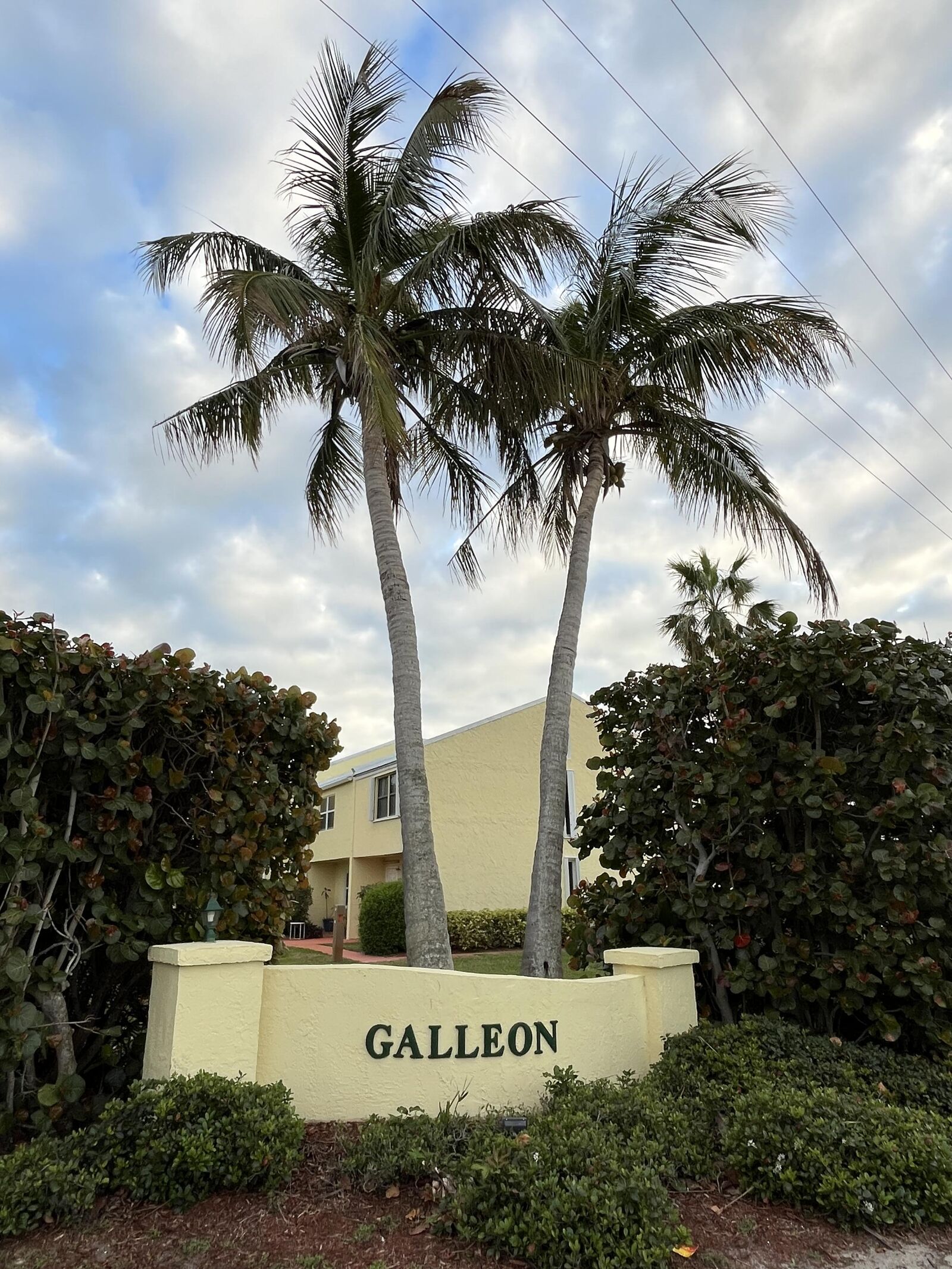 Property Photo: 2703 N Highway A1a Unit I FL 34949