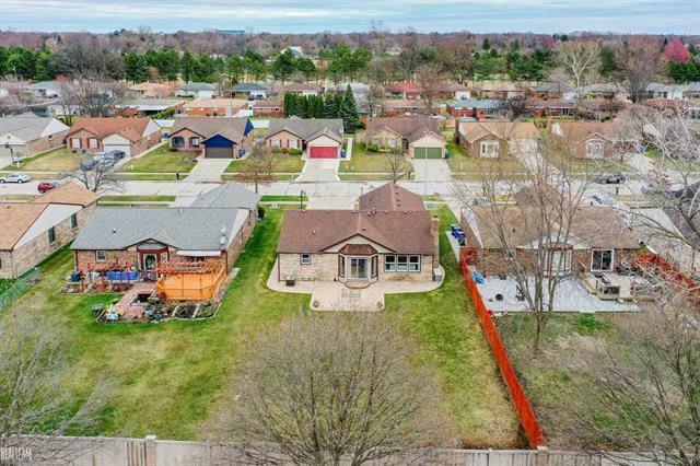 Property Photo: 28287 Saint Louise Drive MI 48092