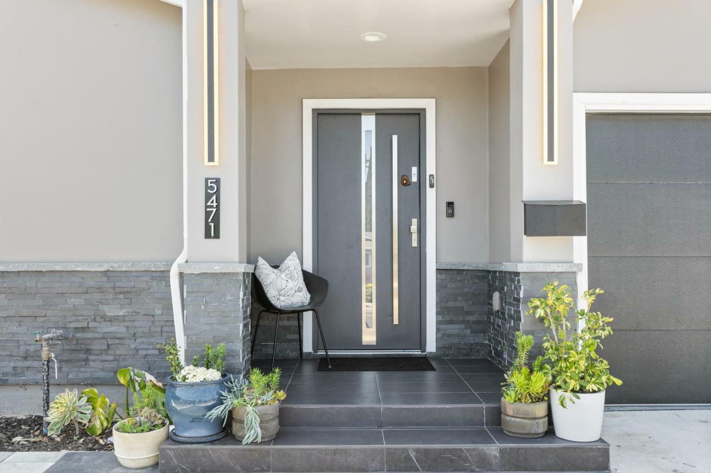Property Photo: 5471 Dent Avenue CA 95118