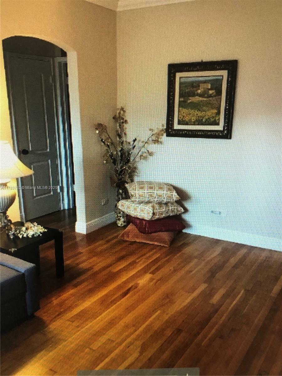 Property Photo: 30 Almeria Ave 6 FL 33134