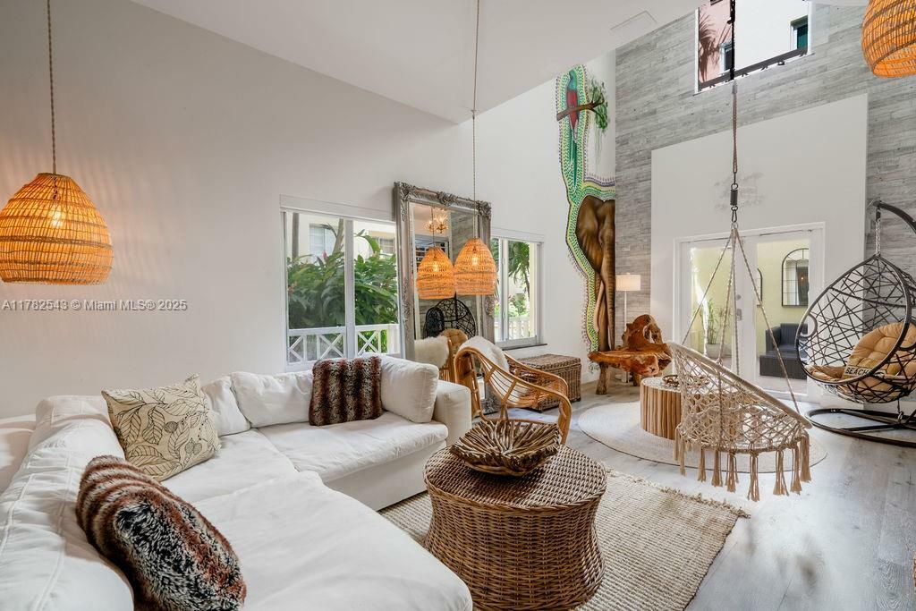 Property Photo: 100 Jefferson Ave 10012 FL 33139