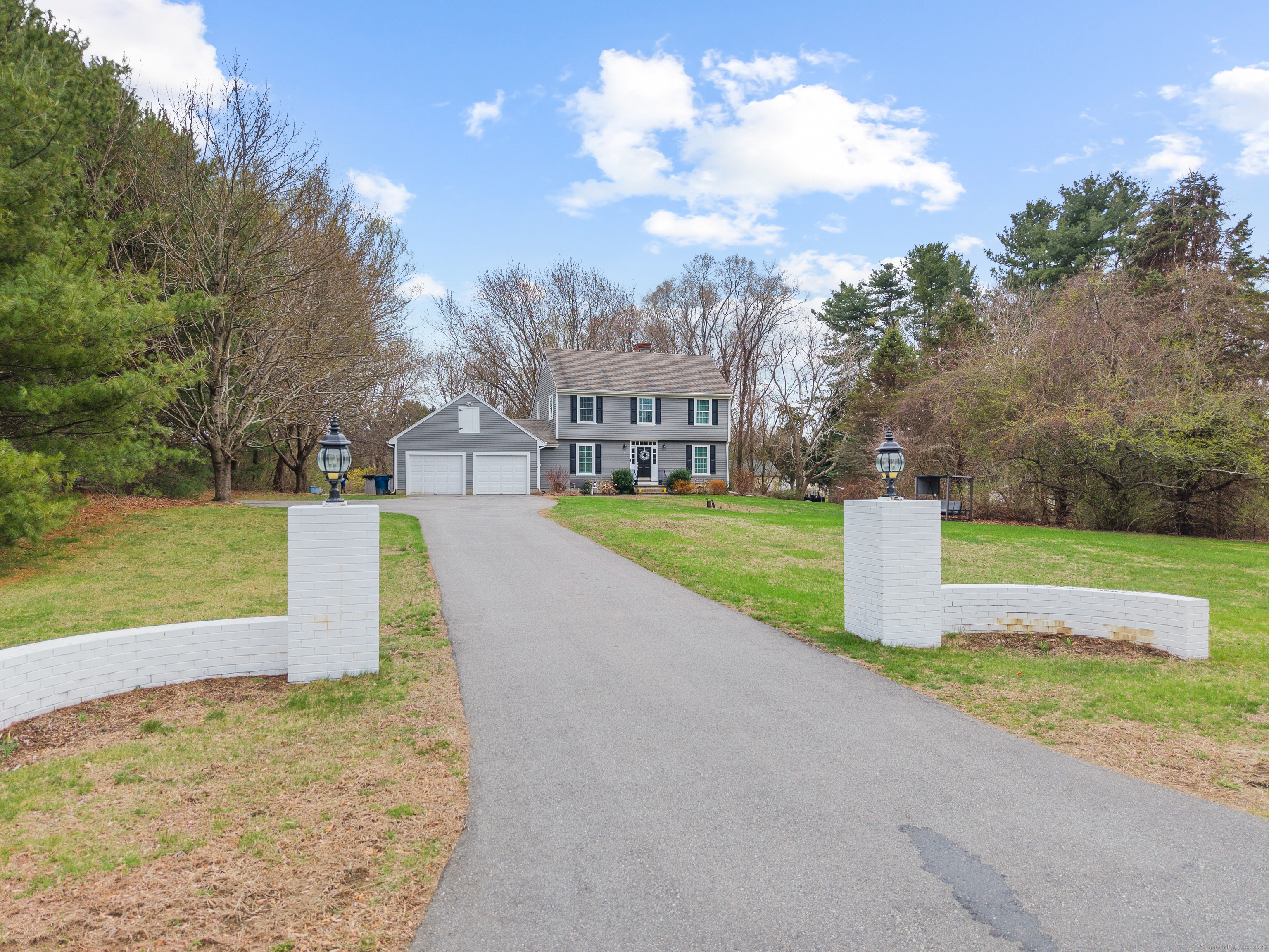 5 Applewood Drive  Waterford CT 06375 photo