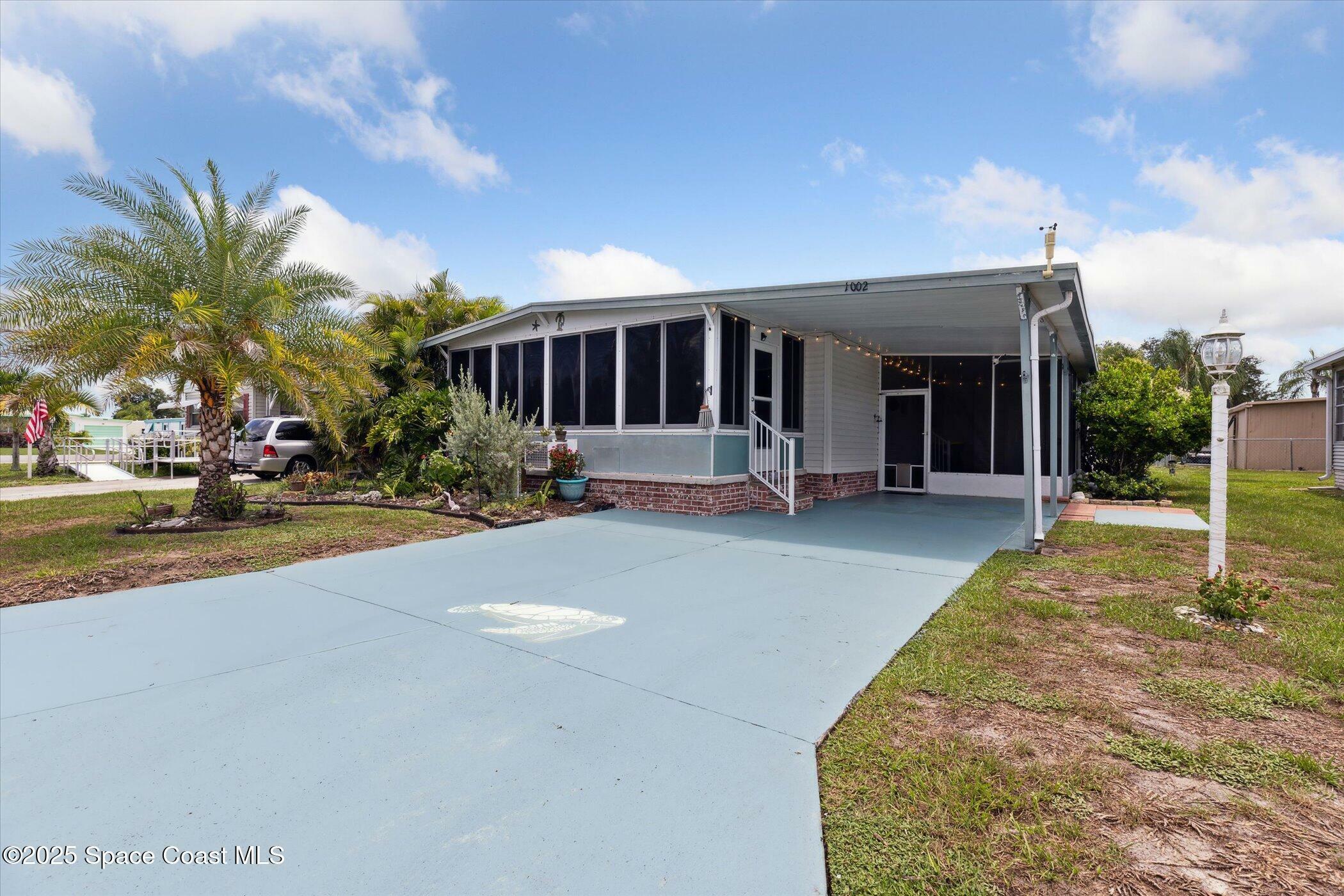 Property Photo: 1002 Ginger Lane FL 32976
