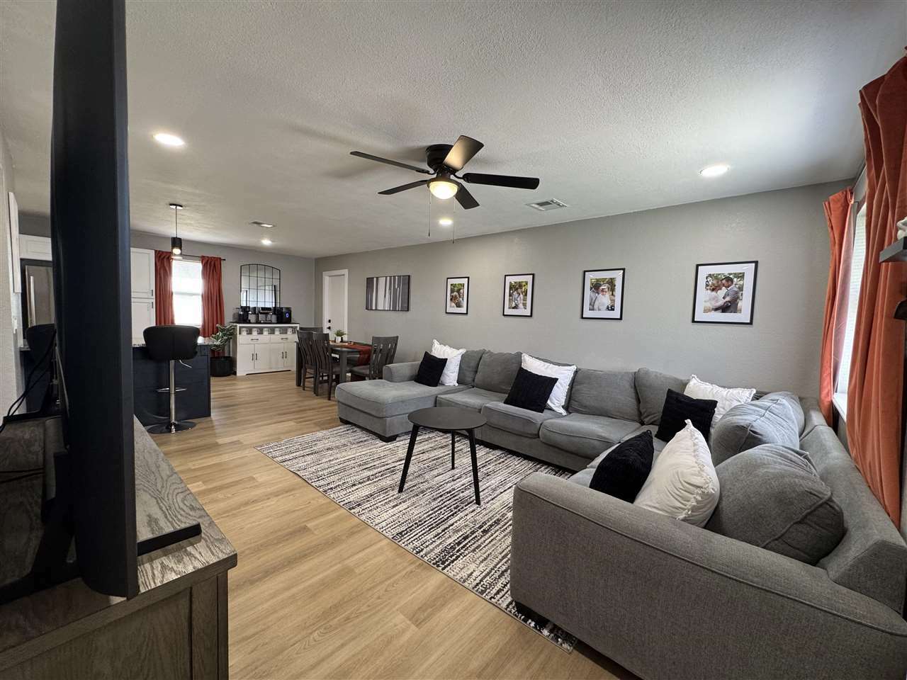 Property Photo:  103 Cross Street  OK 74059 