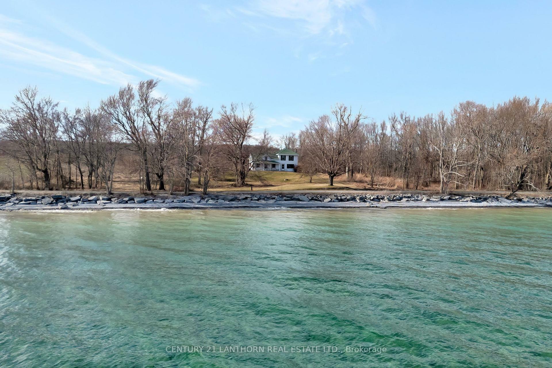 Photo de la propriété: 129 Cressy Lakeside Road ON K0K 2T0