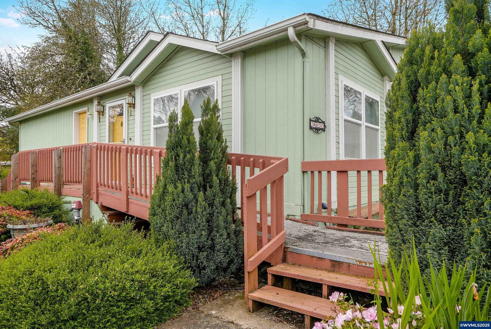 Property Photo: 2622 NW Satinwood St OR 97330