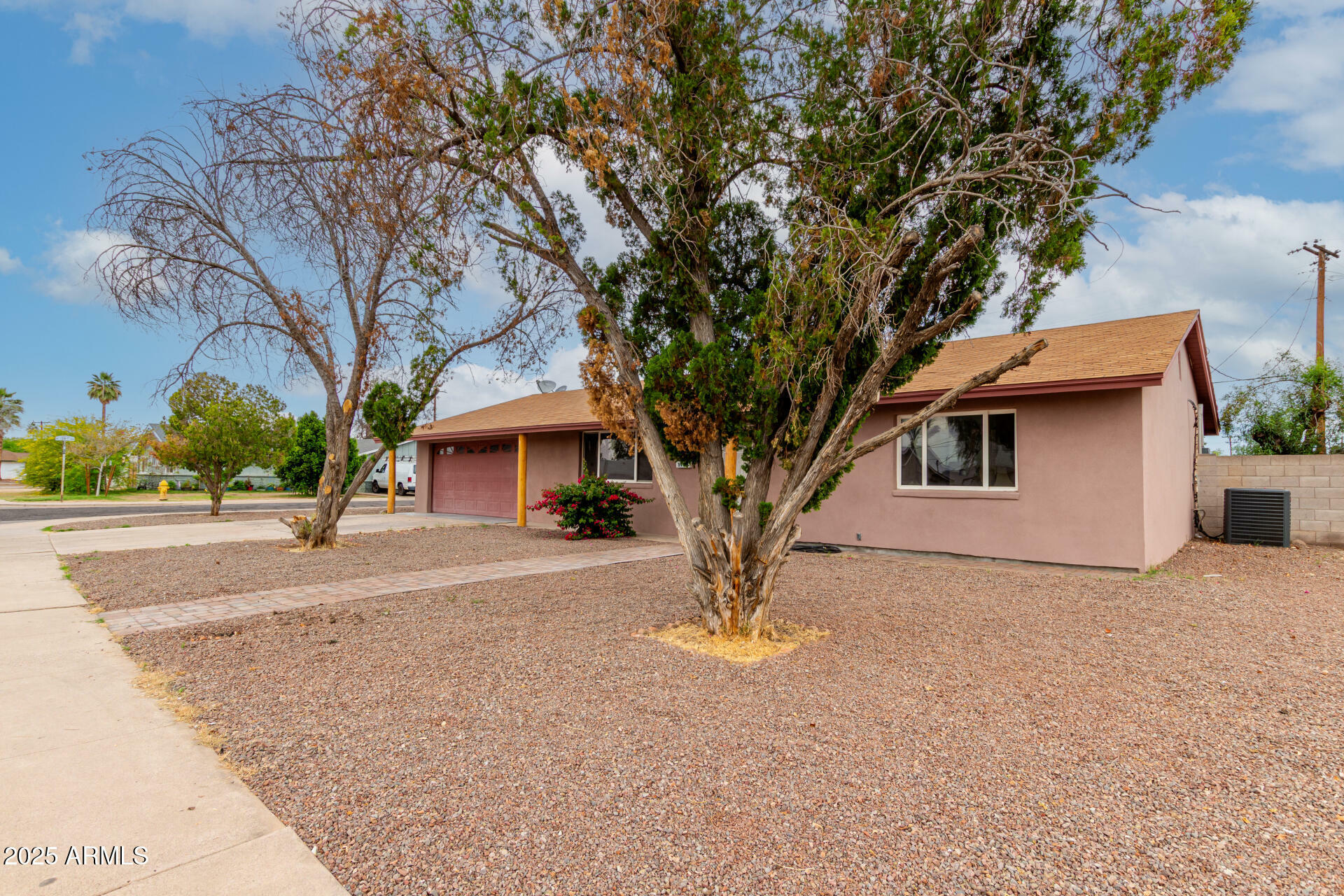3916 W Northview Avenue  Phoenix AZ 85051 photo