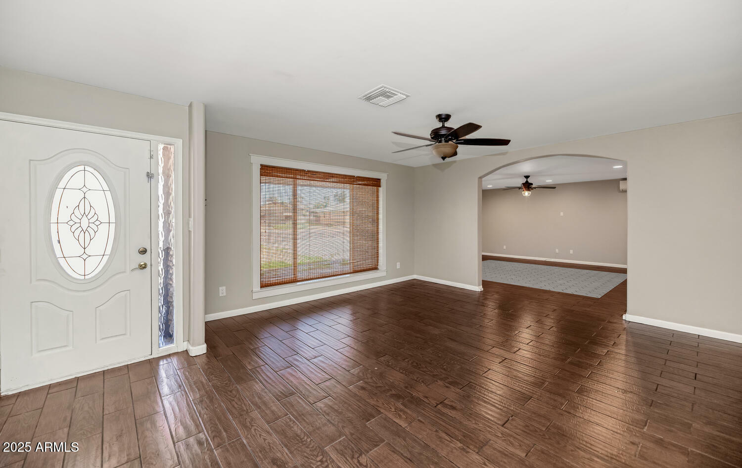 Property Photo: 4511 W Loma Lane AZ 85302