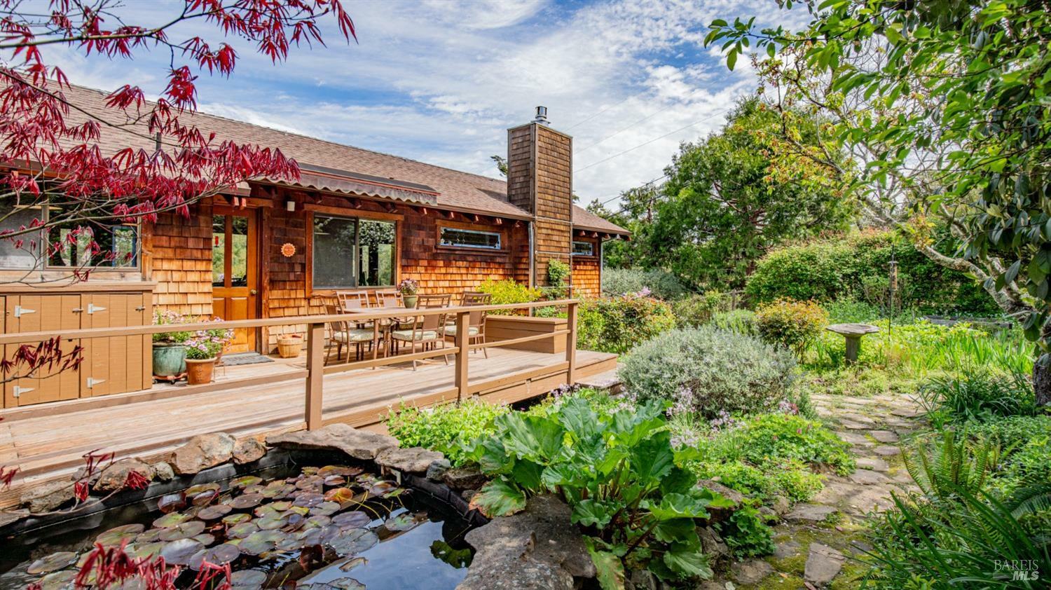 Property Photo: 11 Holly Lane CA 94973