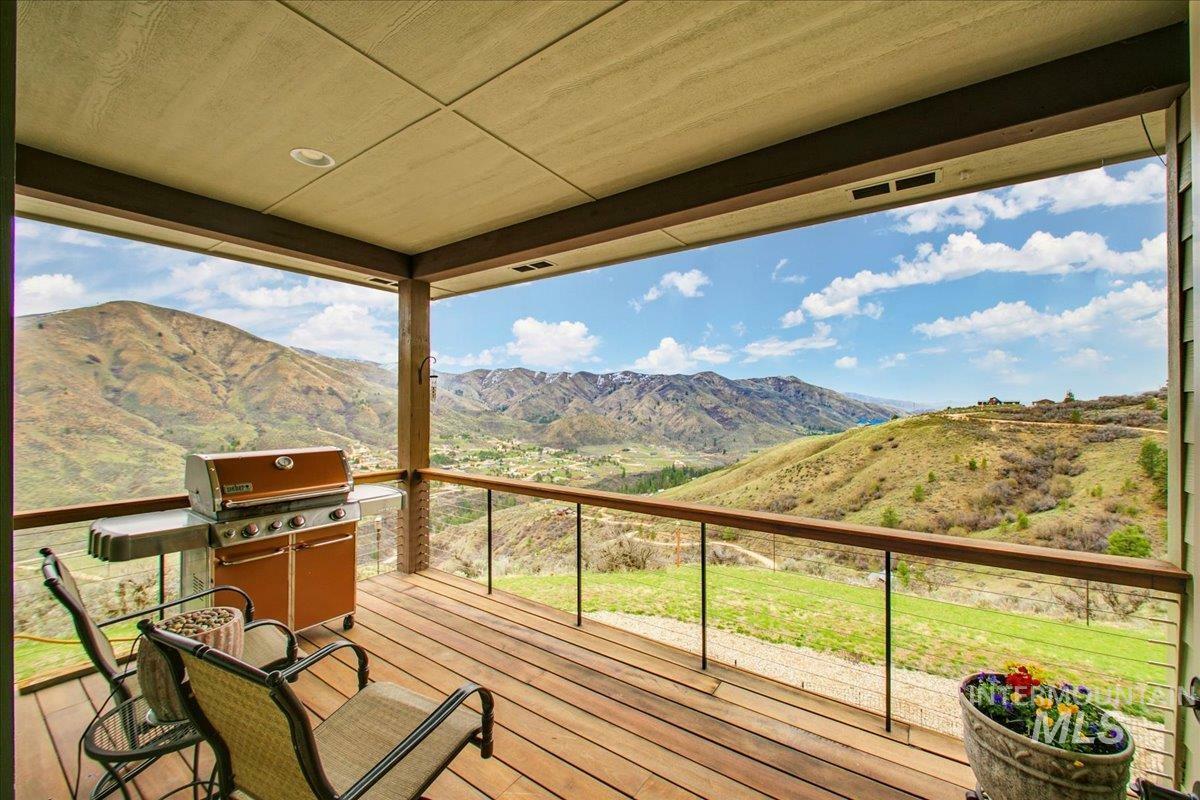 Property Photo: 130 Evergreen Drive ID 83716