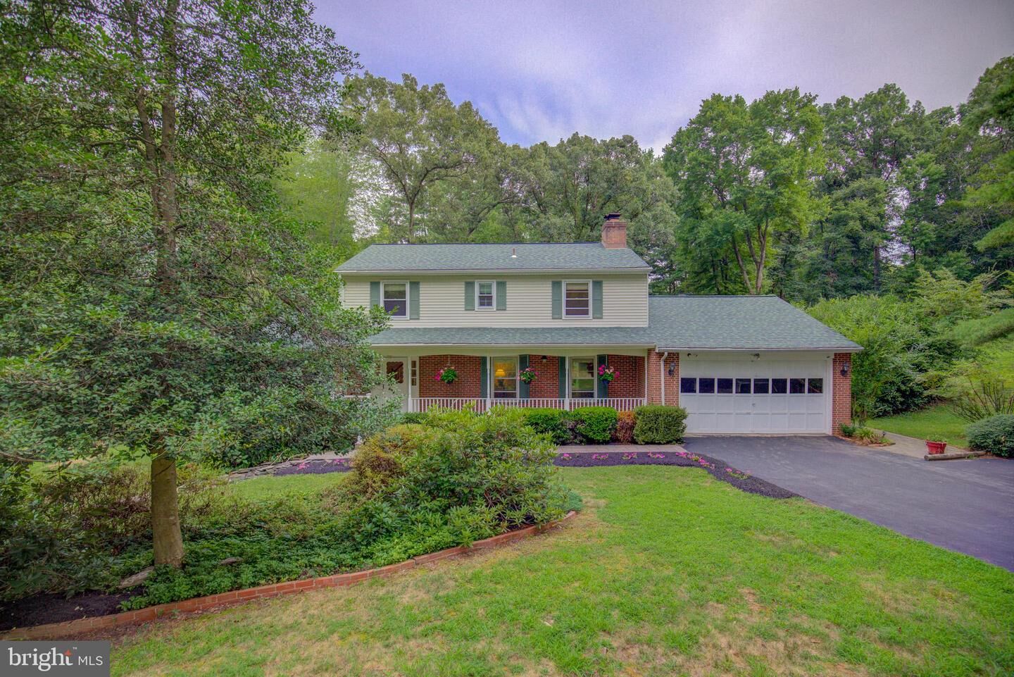 Property Photo:  8154 Blandsford Drive  VA 20111 