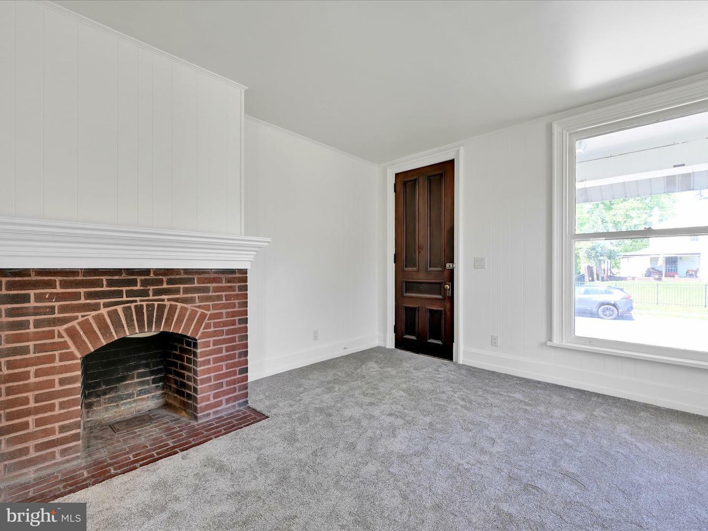 Property Photo: 1402 Elm Street PA 17042