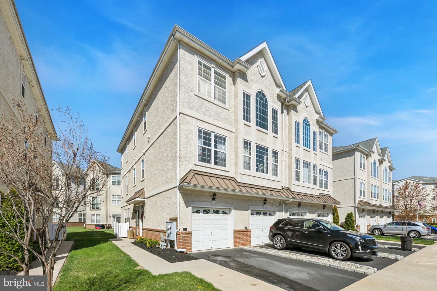 Property Photo: 3214 Davinci Drive PA 19145