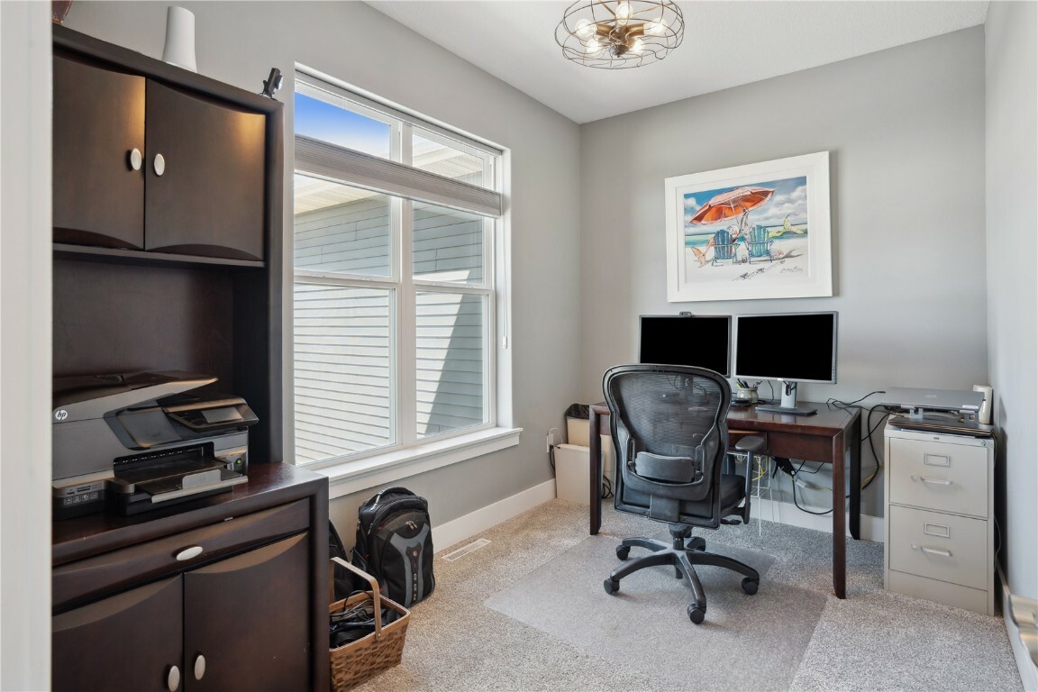 Property Photo: 2925 Diamondback Road IA 52233
