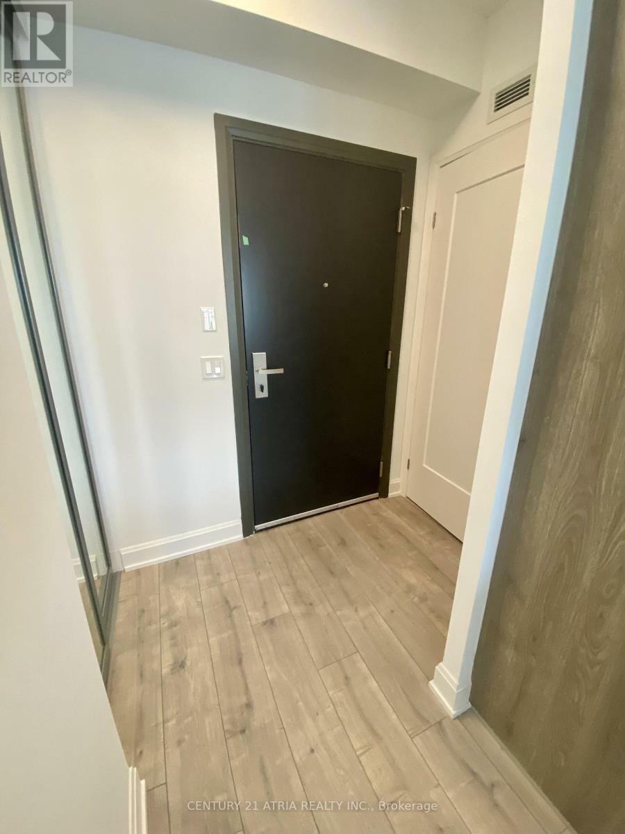 Property Photo:  38 Water Walk Drive 211  ON L3R 6M8 